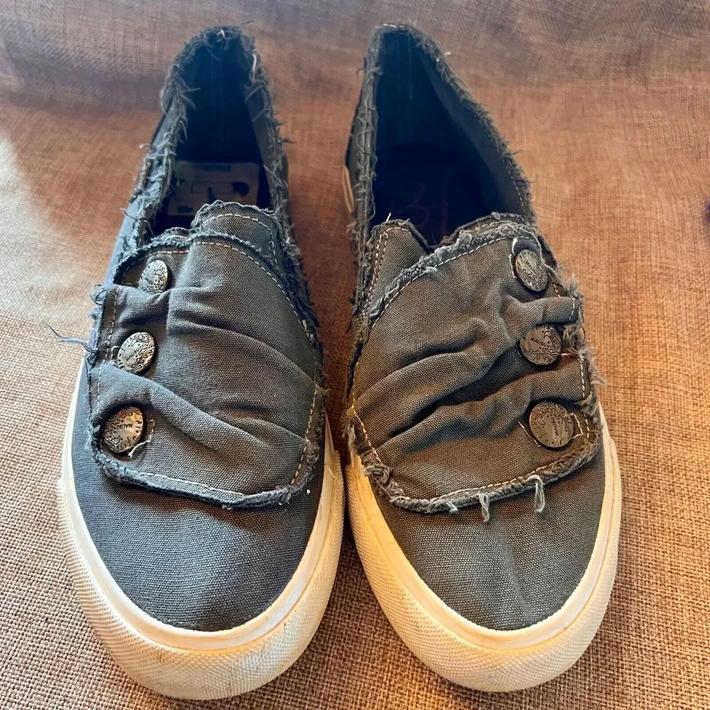Blowfish slip sneakers